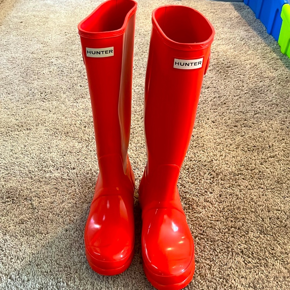 Beautiful Hunter boots size 7, in great condition